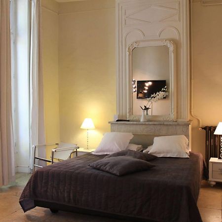 Royal Hôtel Nîmes Dış mekan fotoğraf