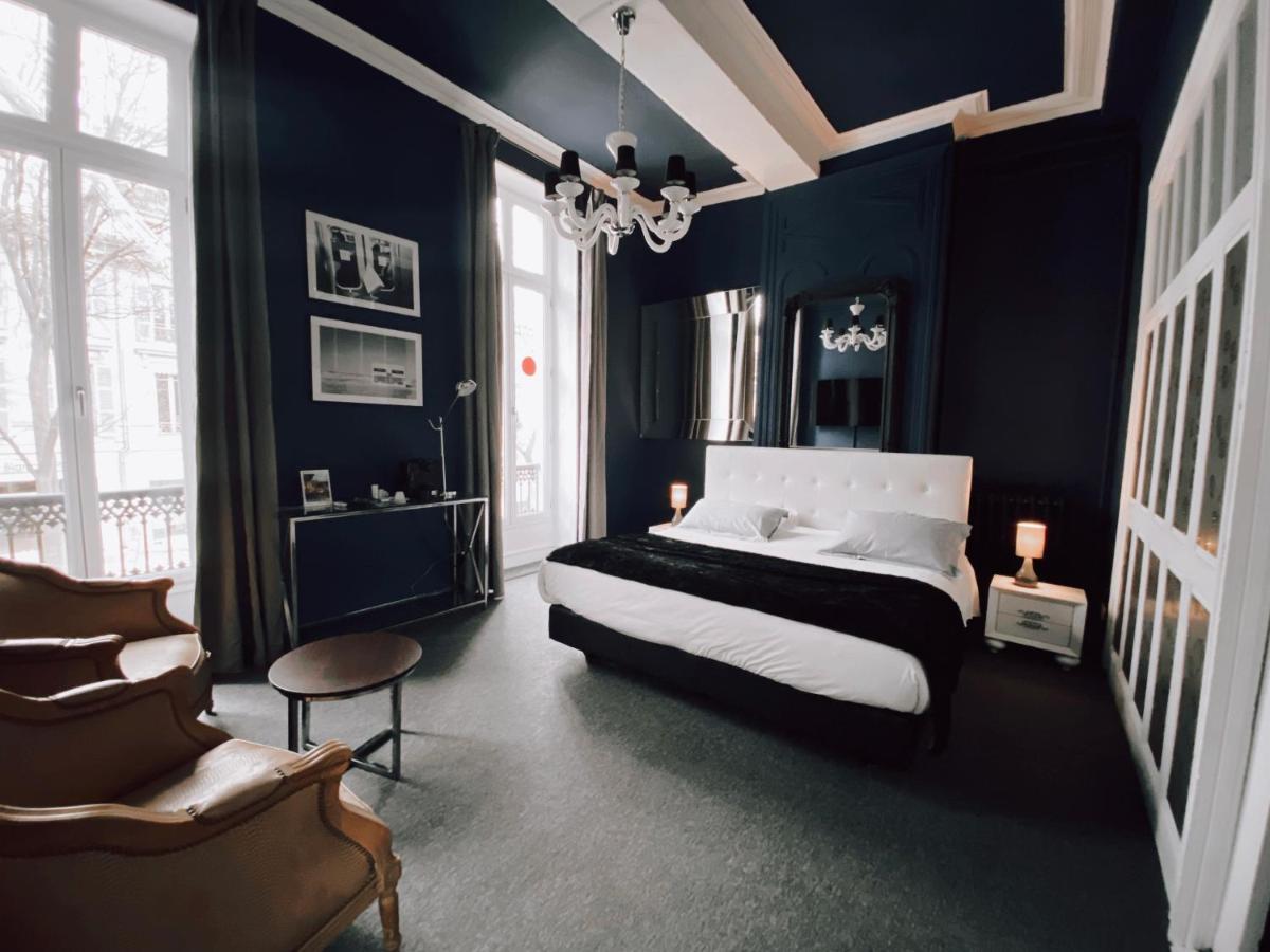 Royal Hôtel Nîmes Dış mekan fotoğraf
