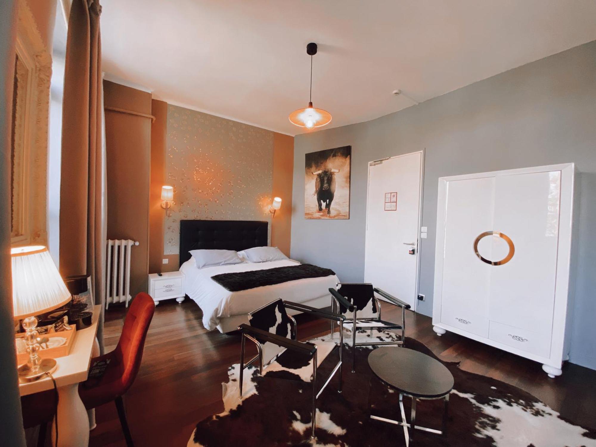 Royal Hôtel Nîmes Dış mekan fotoğraf