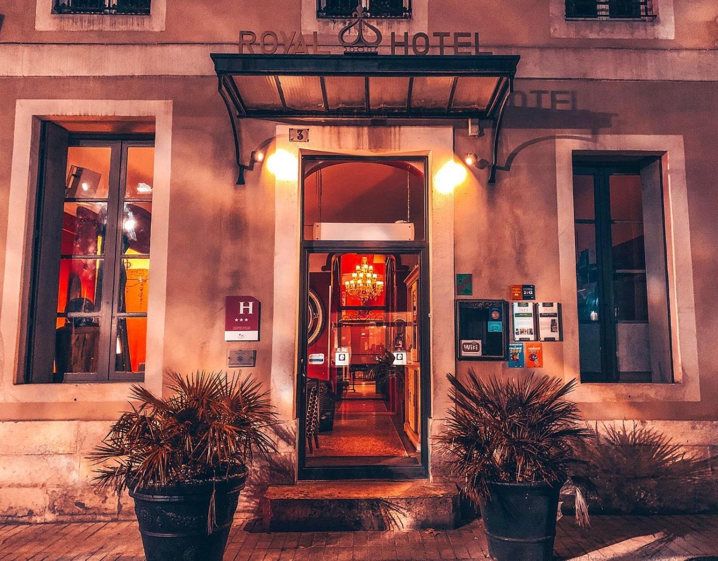 Royal Hôtel Nîmes Dış mekan fotoğraf